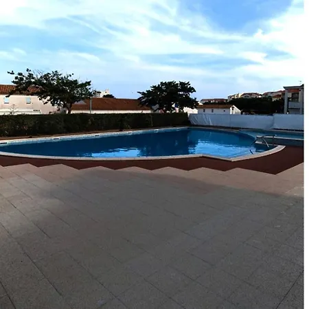 Hollywood Piscine Golf Pres
